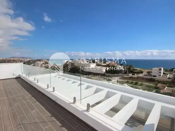 (47) Nowa luksusowa willa z widokiem na morze w Villajoyosa