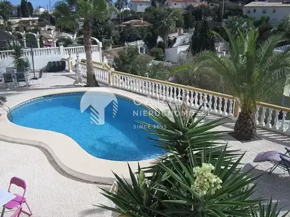(5) Willa na sprzedaż w Hiszpanii w Calpe z prywatnym basenem