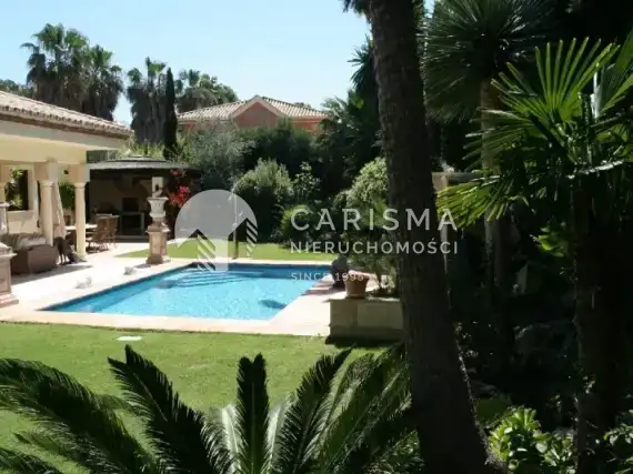 (5) Dom w Hiszpanii w Estepona z prywatnym basenem