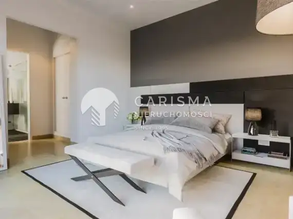 (8) Nowe i nowoczesne  apartamenty w Esteponie