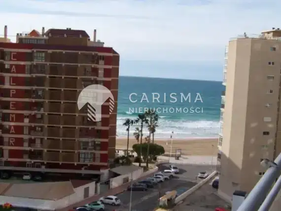(2) Obszerny apartament z widokiem na morze w Calpe