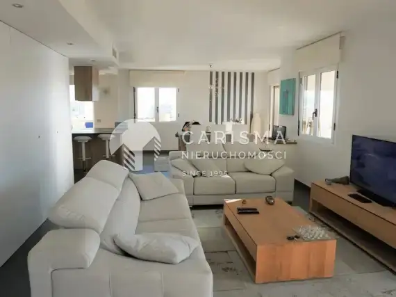 (3) Odremontowany apartament z widokiem na morze w Calpe