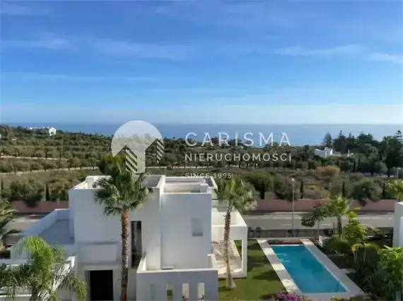 Luksusowa willa z pięknym widokiem na morze, góry i pola golfowe, Marbella, Costa del Sol 1