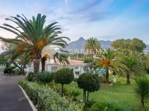 (31) Elitarna rezydencja z pięknym, panoramicznym widokiem na góry, Marbella, Cost del Sol.
