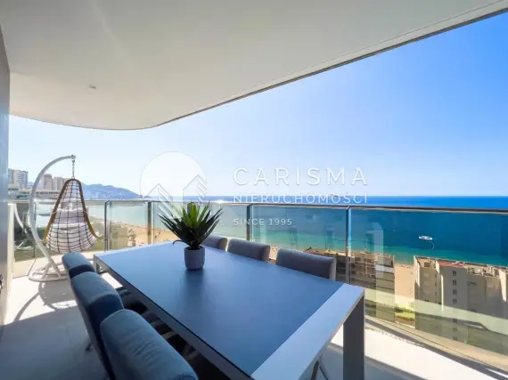 (6) Luksusowy i nowoczesny apartament z widokiem na morze, tuż obok plaży w Benidorm