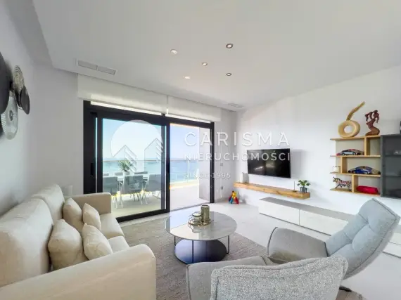(22) Luksusowy i nowoczesny apartament z widokiem na morze, tuż obok plaży w Benidorm