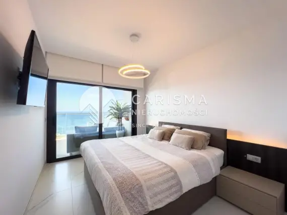 (30) Luksusowy i nowoczesny apartament z widokiem na morze, tuż obok plaży w Benidorm