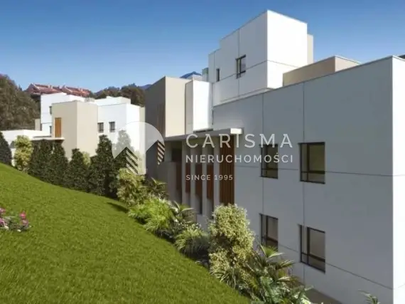 (9) Nowe apartamenty w Nueva Andalucia, Marbella