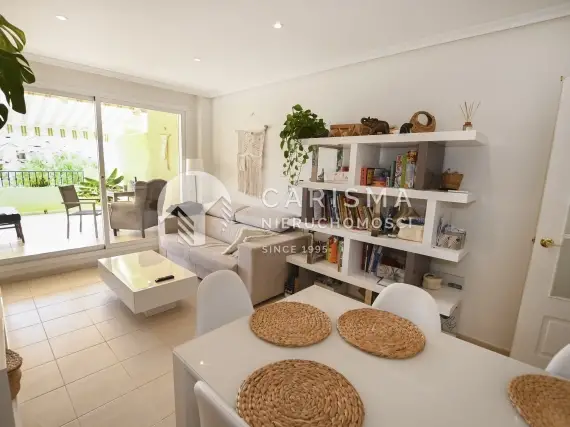 (3) Narożny apartament z widokiem na ogród i morze w Altea, Costa Blanca