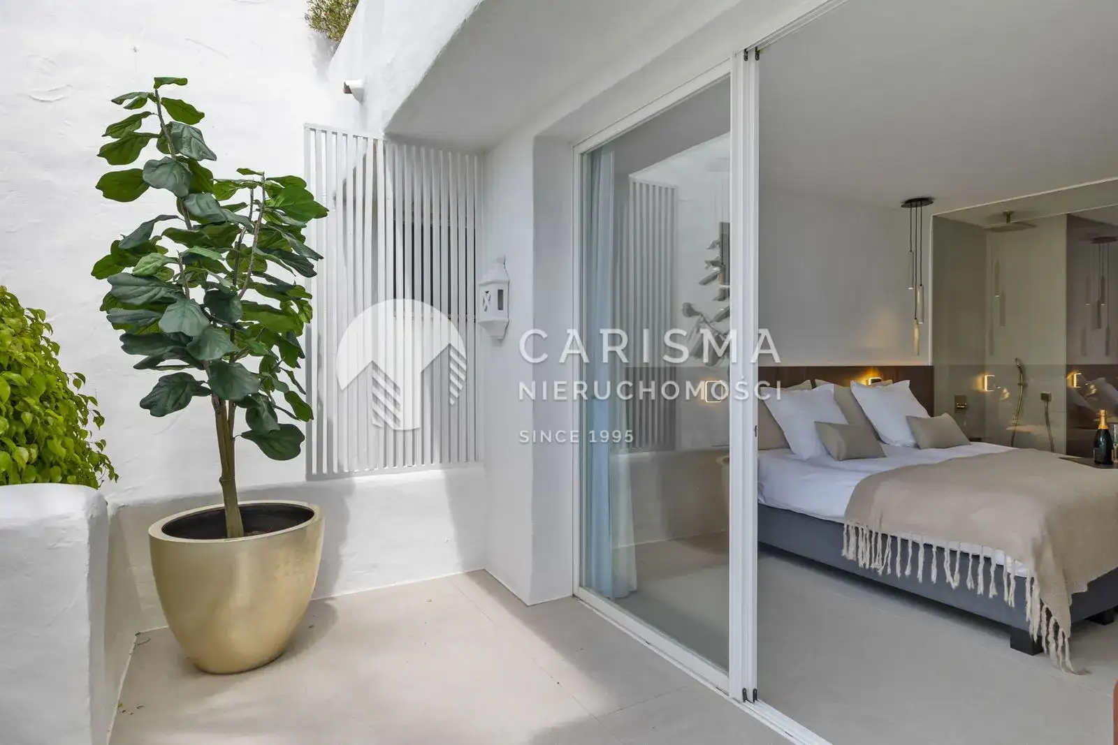 (14) Luksusowy apartament w pierwszej linii brzegowej, Estepona, Cosa del Sol