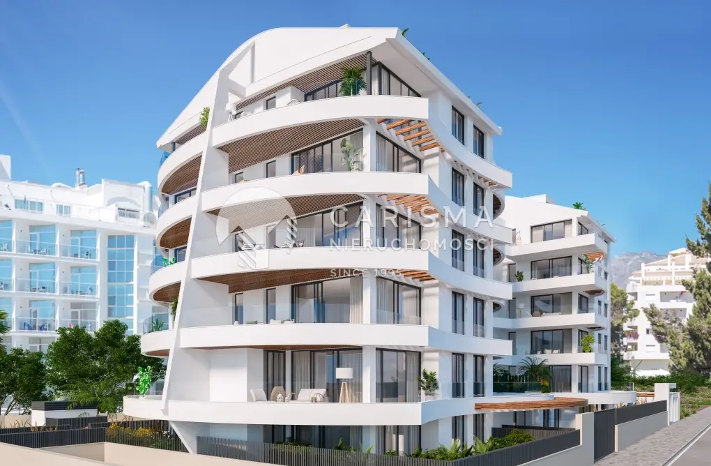 (12) Nowe apartamenty blisko portu w Benalmadena
