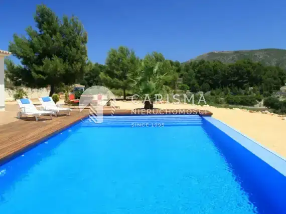 (16) Villa Orion rustykalna willa z nowoczesnym wnętrzem, w Moraira