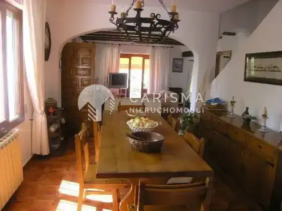 (5) Willa w Moraira z widokiem na morze