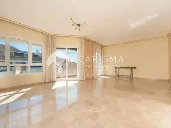 (9) Apartament w San Pedro de Alcántara z widokiem na morze