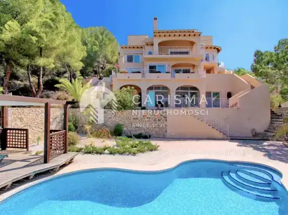Wyremontowana willa w prestiżowej dzielnicy Altea Hills 1