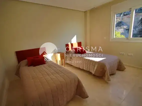 (16) Duży, luksusowy apartament w Residencial Los Almendros w Altea Hills