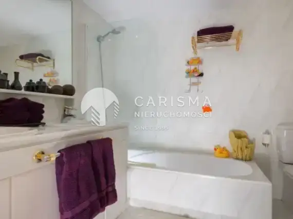 (17) Luksusowy apartament z widokiem na morze w Marbelli