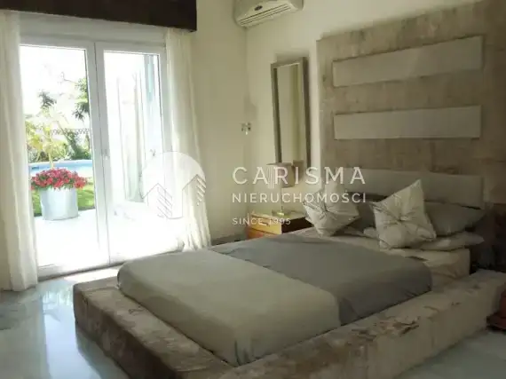 (17) Willa z widokiem na morze w Hiszpanii w Cabopino