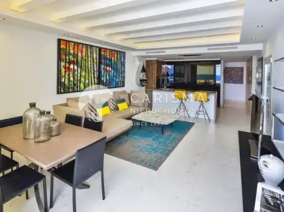 (26) Apartament w pierwszej linii brzegowej w Puerto Banus