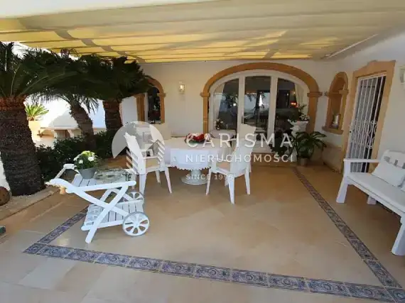 (11) Dom z widokiem na morze w Moraira