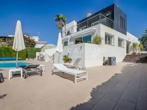 (35) Willa z widokiem na morze w Pla del Mar w Moraira