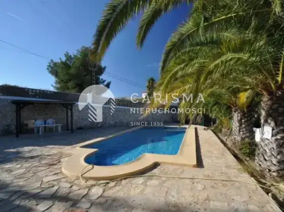 (6) Tradycyjny dom w Moraira