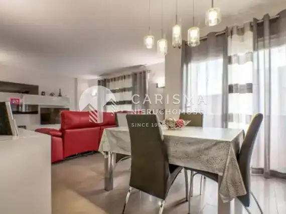 (5) Nowy apartament w centrum Teulada na sprzedaż