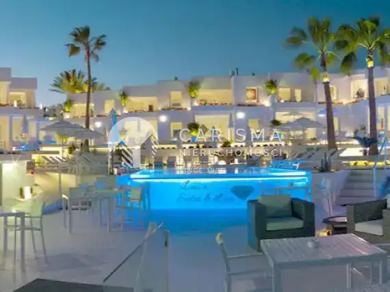 (1) Najbardziej romantyczny hotel w Hiszpanii wg. portalu TripAdvisor