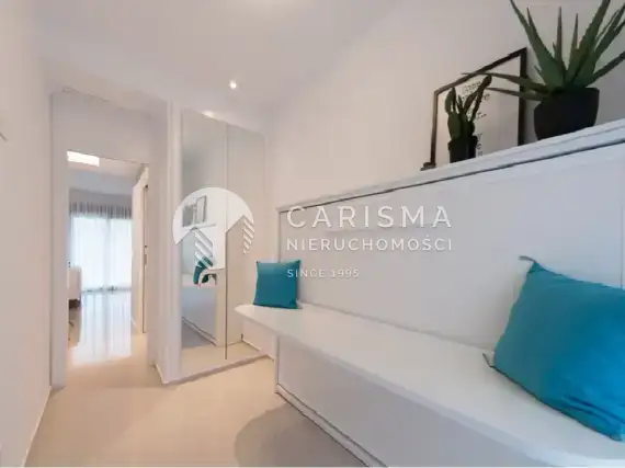 (14) Nowe i nowczesne apartamenty tylko 200 m od plaży w Guardamar