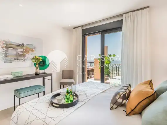 (16) Parterowy, nowy, luksusowy i gotowy apartament w El Paraiso Alto