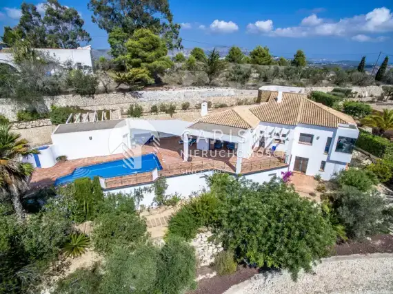 (2) Luksusowa willa w spokojnej okolicy w Moraira
