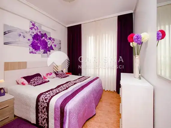 (4) Apartament z 4-ma sypialniami w dobrej lokalizacji, w Torrevieja