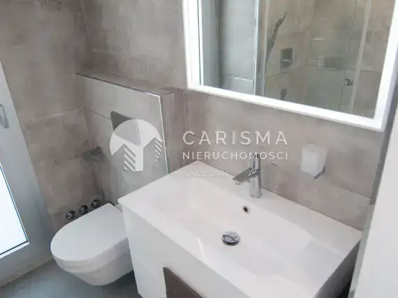 (11) Nowoczesna willa w Moraira