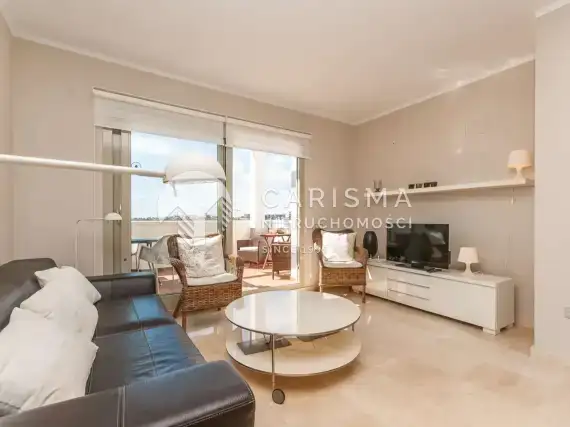 (13) Piękny apartament przy polu golfowym w Las Colinas