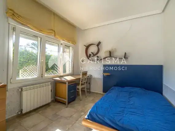 (17) Dom na sprzedaż  100 m od plaży w Cabo Roig