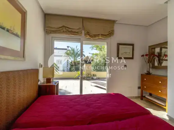 (25) Dom na sprzedaż  100 m od plaży w Cabo Roig