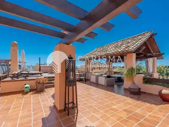 (12) Piękny penthouse w doskonałym stanie i lokalizacji, w San Pedro del Alcantara