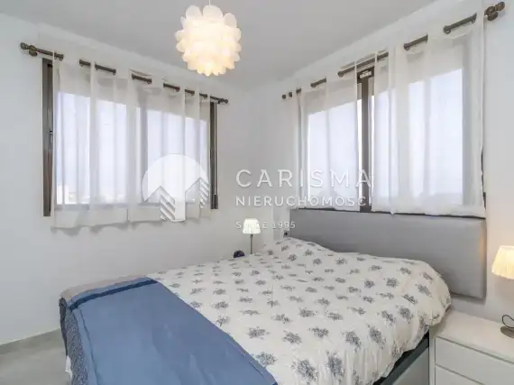 (14) Dwupoziomowy apartament w Lomas de Cabo Roig