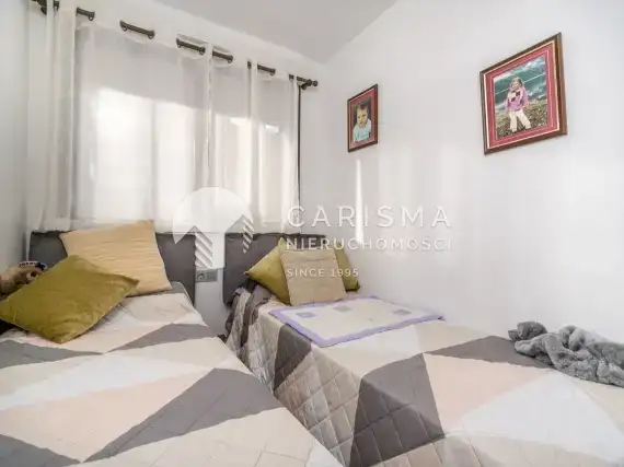(17) Dwupoziomowy apartament w Lomas de Cabo Roig