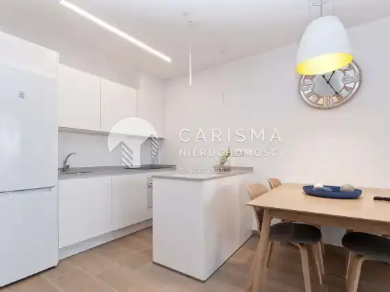 (21) Nowe, gotowe apartamenty, w drugiej linii brzegowej, Denia, Costa Blanca