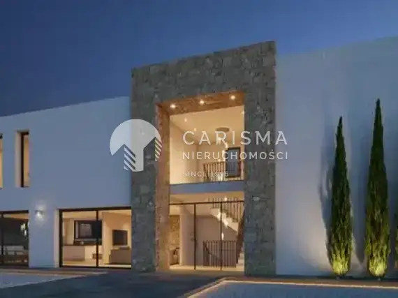 (2) Nowa luksusowa gotowa willa w cichej lokalizacji, w Moraira