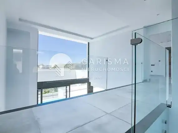 (31) Nowa luksusowa i gotowa willa w Moraira