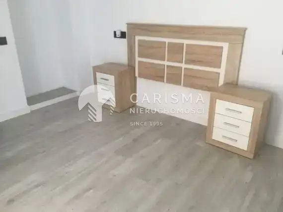 (14) Nowoczesna willa w Moraira
