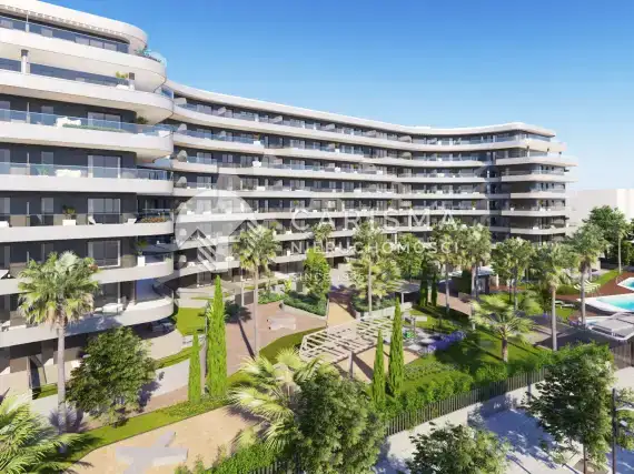 (2) Nowe i nowoczesne apartamenty w budowie, blisko plaży w Maladze.