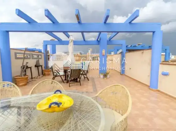 (21) Apartament z tarasem dachowym, 50 m od morza w Cabo Roig.