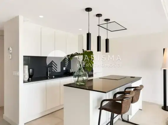 (24) Nowe apartamenty w Estepona
