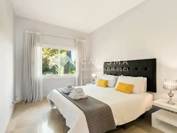 (7) Apartament, Marbella East, Costa del Sol, 122 m<sup>2</sup>