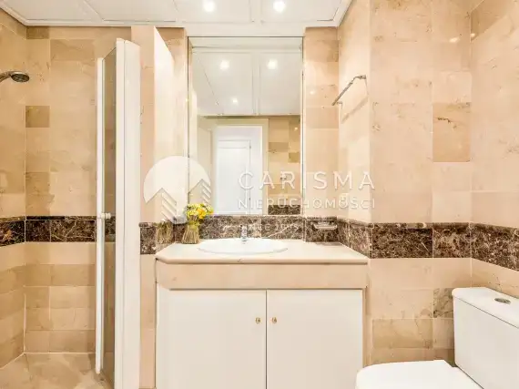 (8) Apartament, Marbella East, Costa del Sol, 122 m<sup>2</sup>