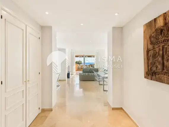 (12) Apartament, Marbella East, Costa del Sol, 122 m<sup>2</sup>