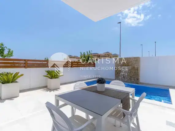 (36) Nowy dom z basenem 300m od plaży, Costa Blanca, Hiszpania.